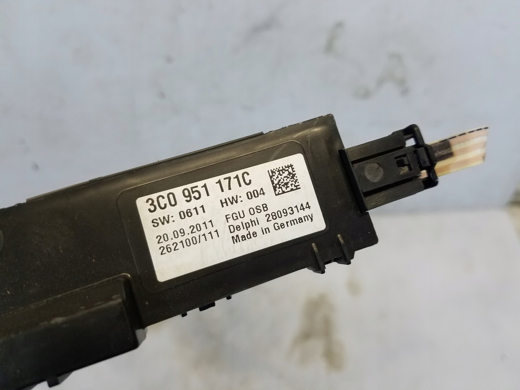 фото №3, Модуль vw passat b7 3c0951171c