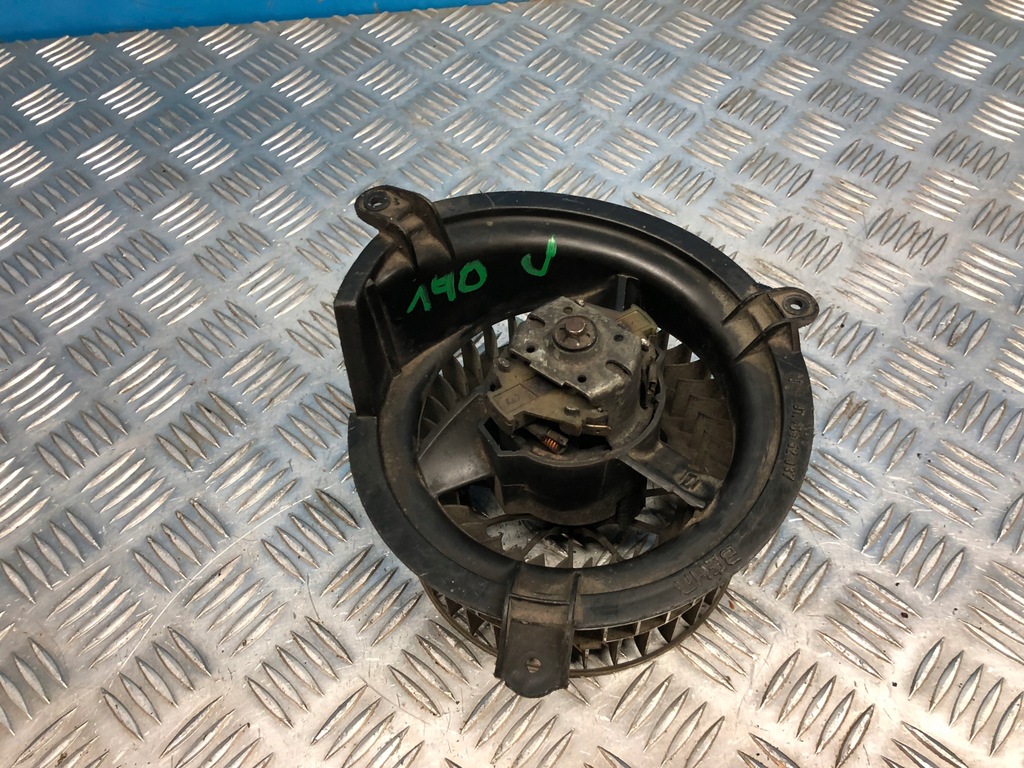 фото №1, Повітродувка вентилятор обдув mercedes w201 190