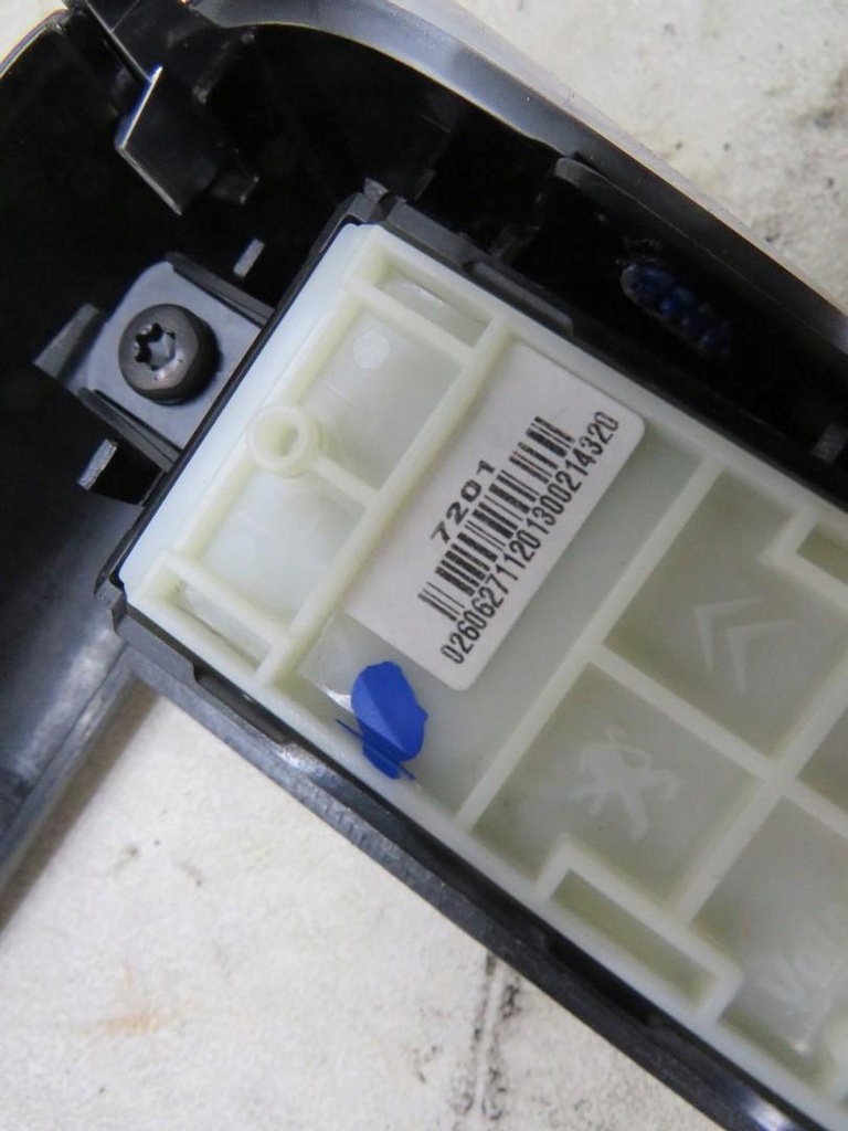 фото №3, Рамка радіо peugeot 2008 1.6 hdi