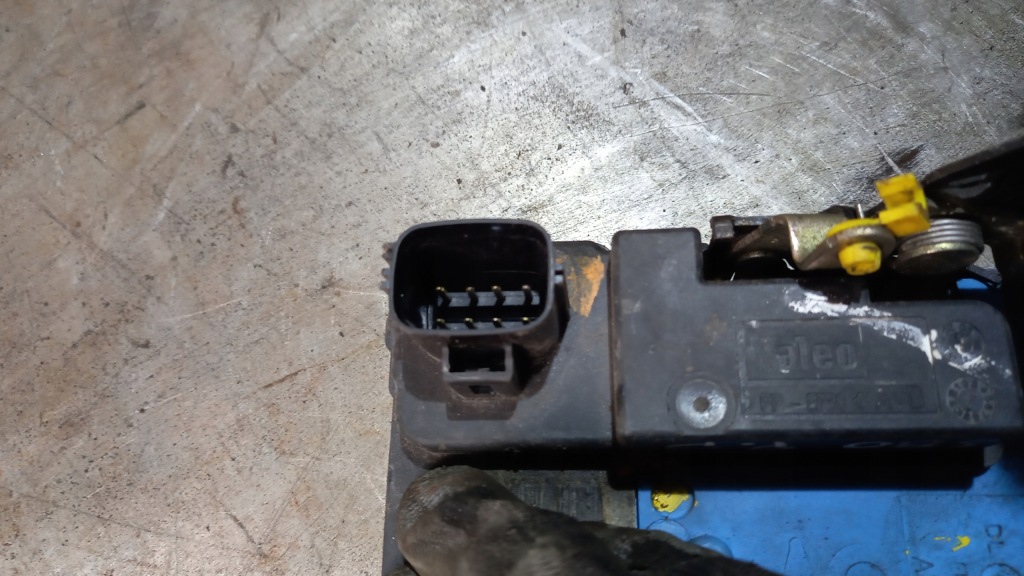 фото №3, Замок дверь правый перед volvo s60 i 8 pin