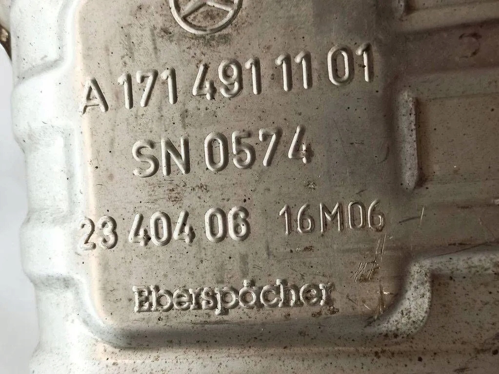 Гасник mercedes-benz slk r171 a1714911101 34308286 1.8l 2008 Оригінал