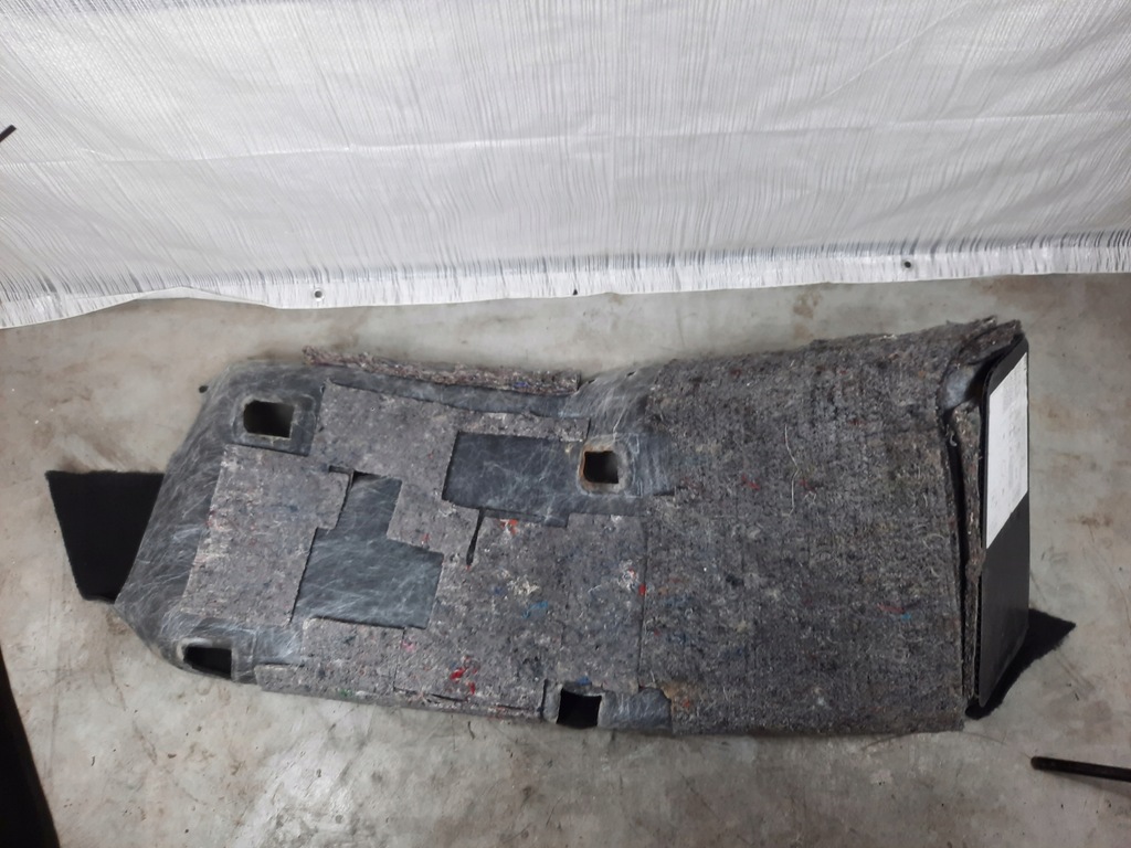 фото №5, Обшивка килимок пасажира правий corvetta c6