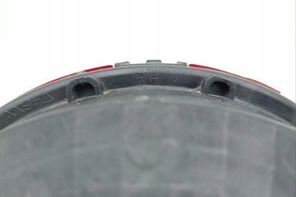 фото №6, Лампа права задня chevrolet corvette c6 10440716 бензиновий 298kw 2005