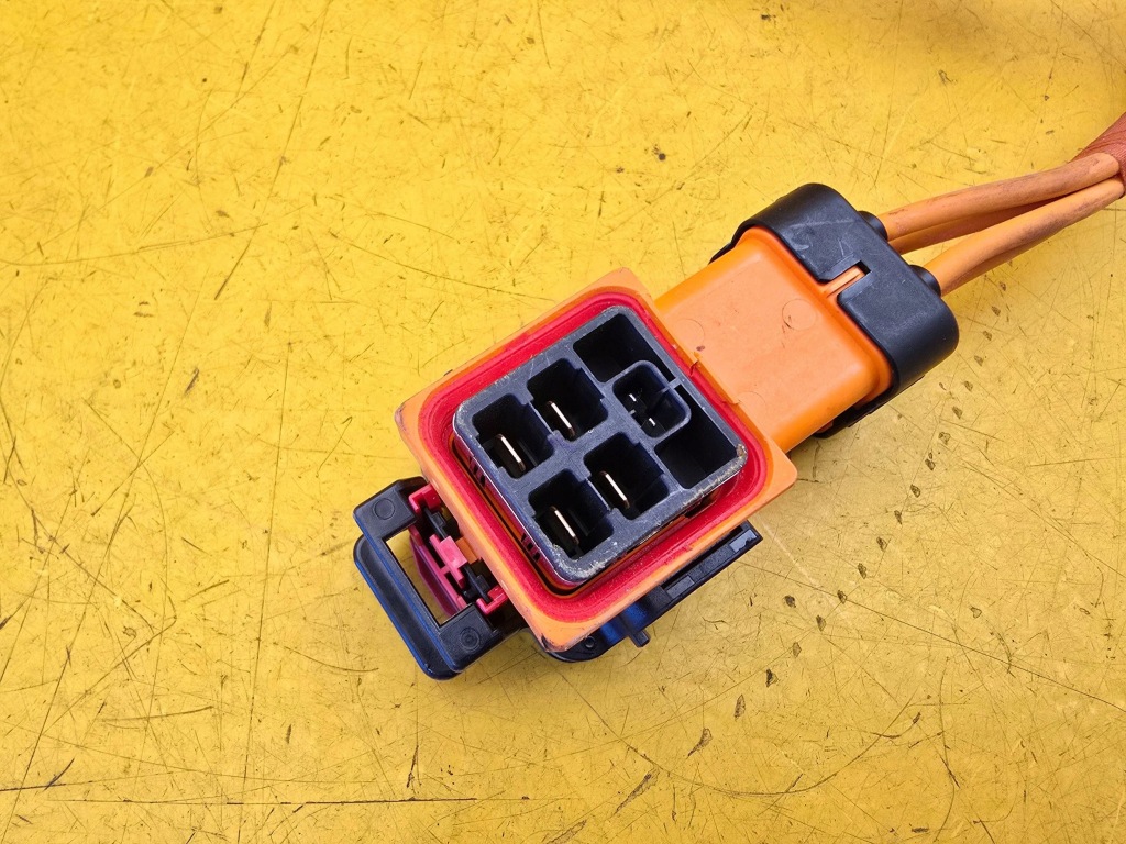 Tesla model 3 шланг заряджання порт 1509395-10-b Оригінал