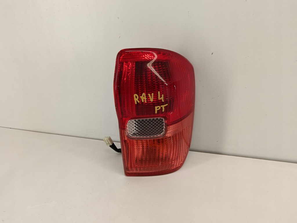 фото №1, Лампа задняя правая задняя toyota rav-4 iv ii 00-03