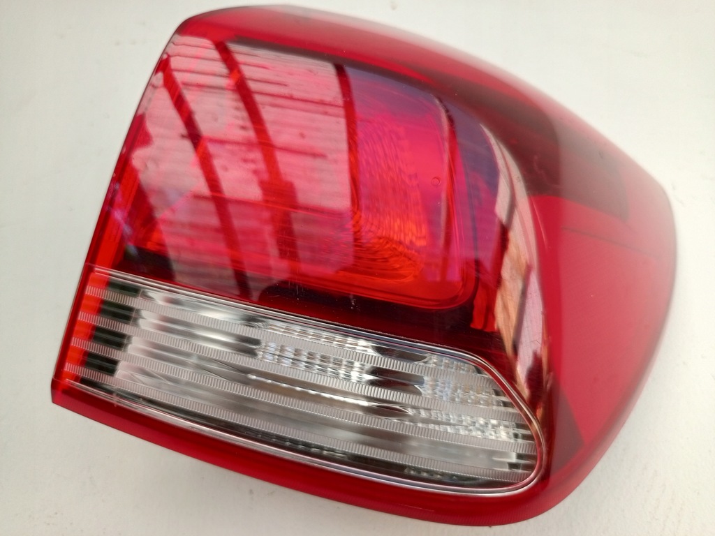 фото №11, Kia rio iv 4 hb 2017- лампа задня права правий задня 92402-h8 ÷