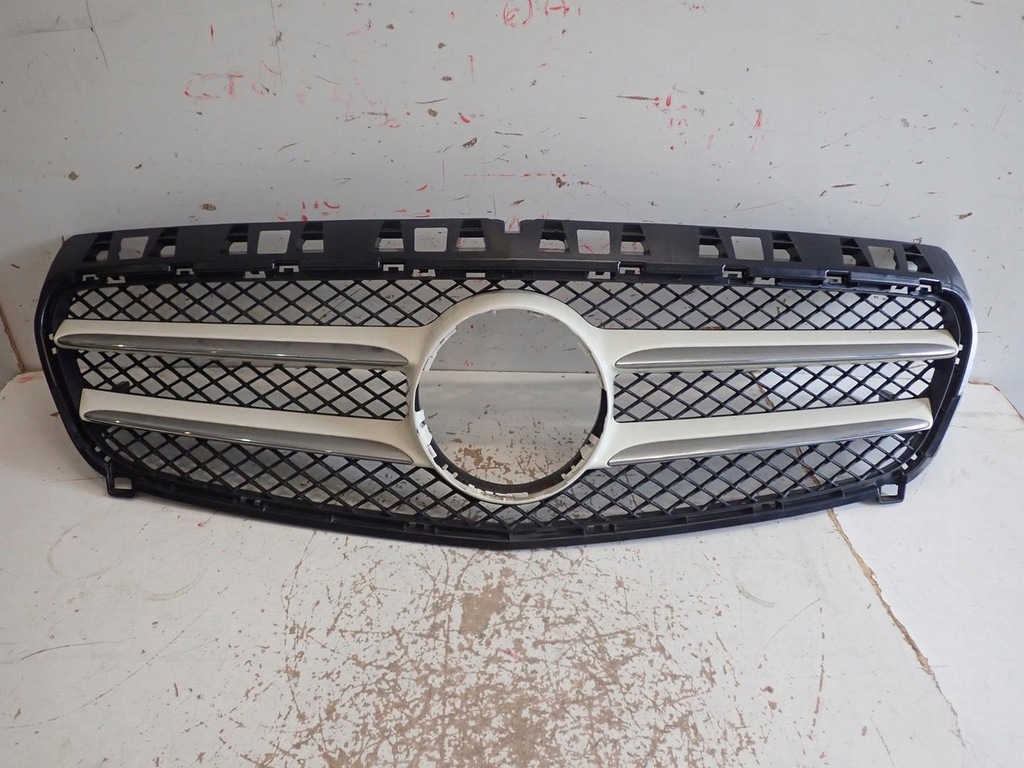 фото №1, Решётка радиатора mercedes a-klasa w176 a1768830260