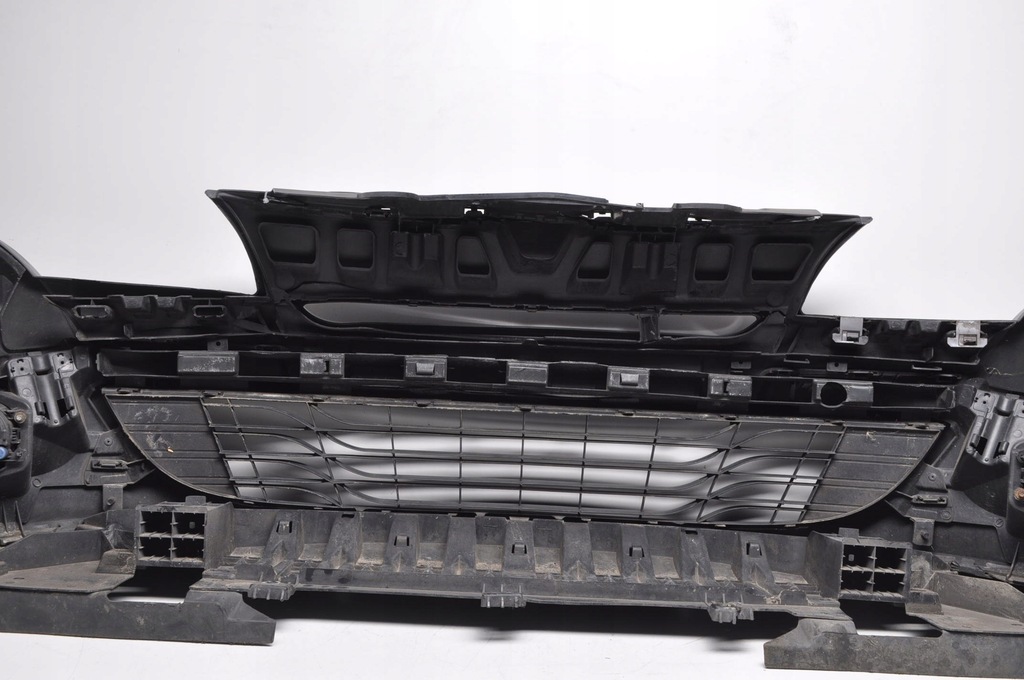 фото №10, Renault megane iii бампер перед передній