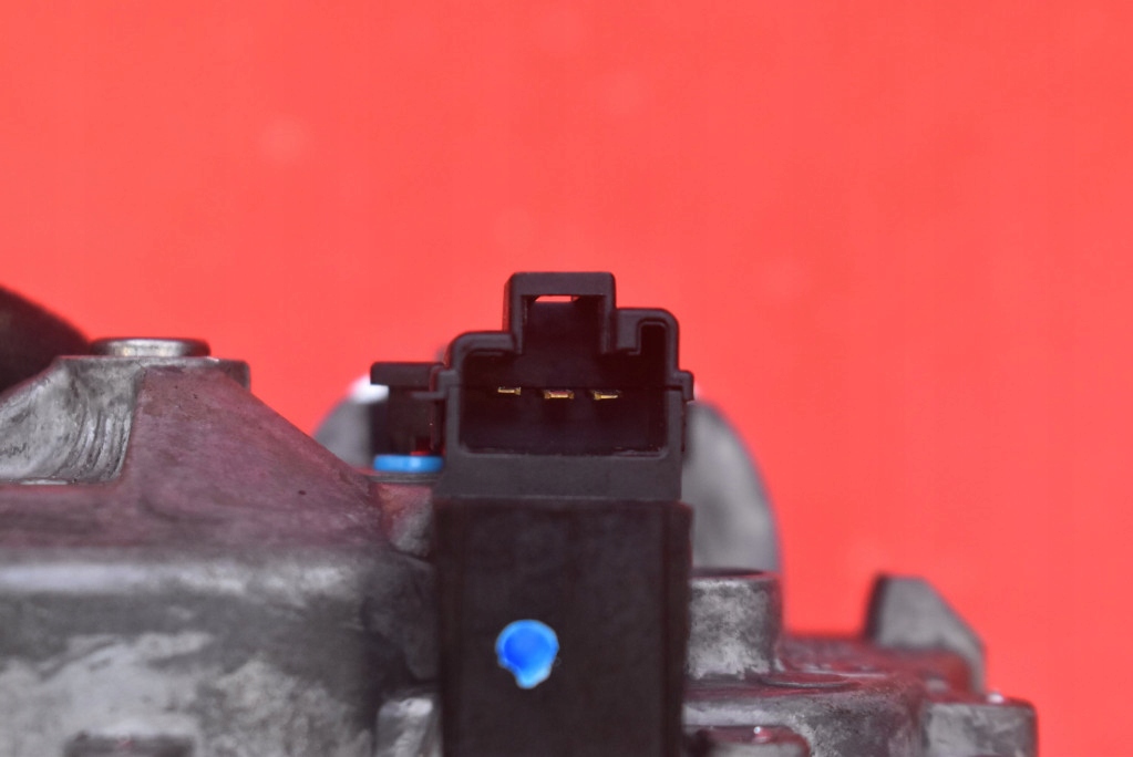 фото №8, Моторчик дворники задняя 85130-0h020 peugeot 107 3d 05-08