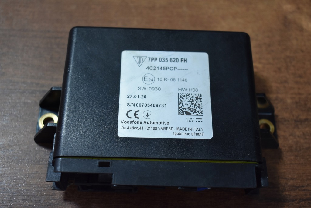 фото №1, Idealny модуль блок управления навигации радио porsche 1