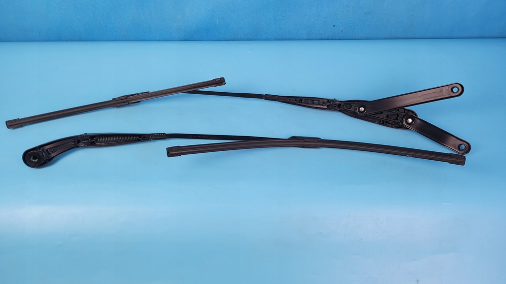 фото №9, Mercedes eqe w295 350+ дворники стекло передней a2978204700 a2978204500