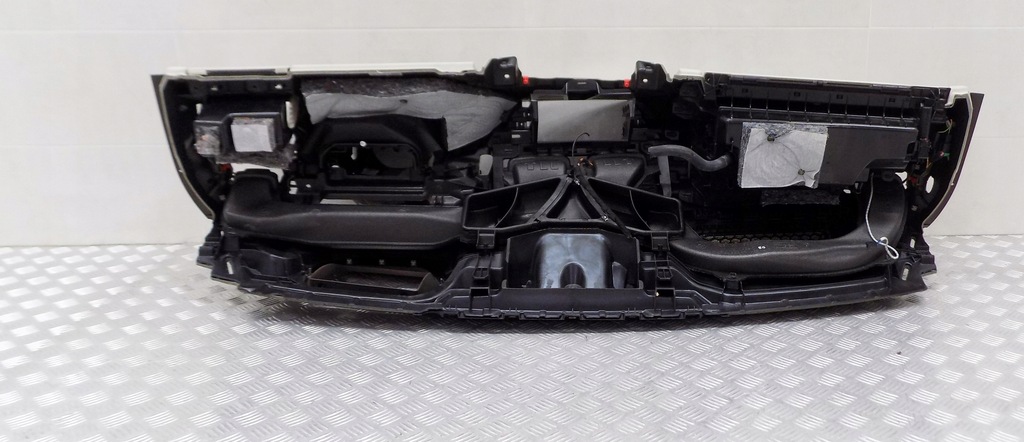 фото №13, Bmw 5 g30 g31 приборная панель консоль head up коричневая кожа