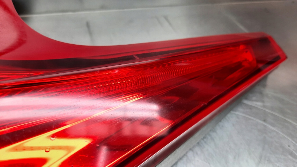 Лампа задня задня ліва 31395844 volvo v40 12-18r Зі Шроту