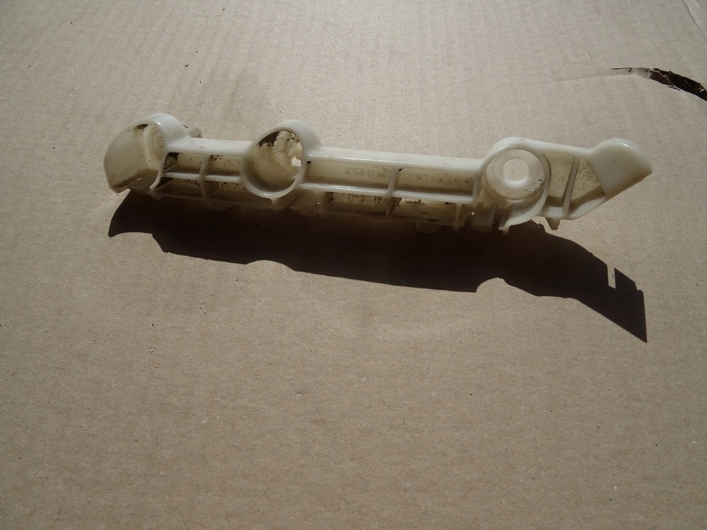 фото №1, Outlander iii 12-15 направляющая кронштейн левая 4b45x