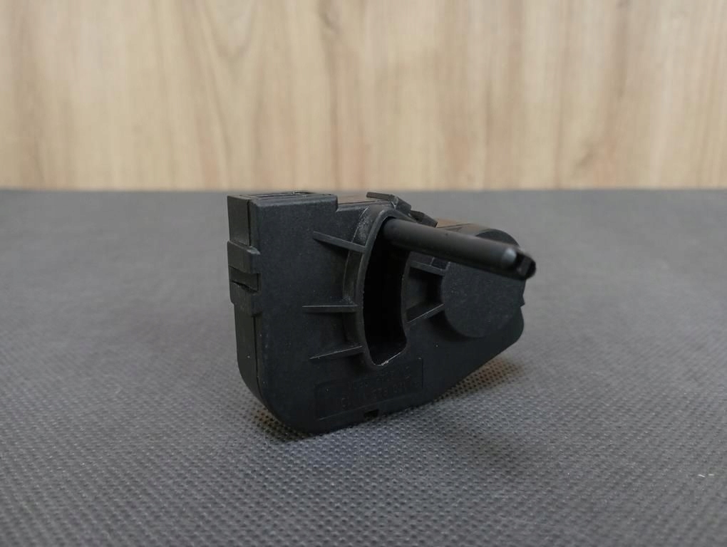 Купити Mercedes slk r170 рестайлінг  датчик кінцевий дах a1708201110