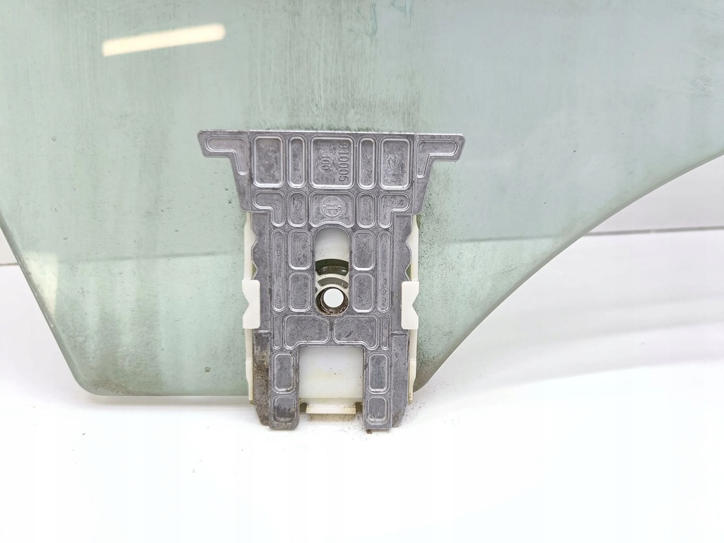 фото №6, Mercedes-benz e c207 w207 2012 скло двері