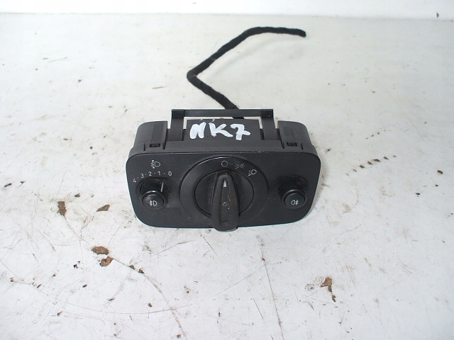 фото №1, Ford fiesta mk7 переключатель выключатель света