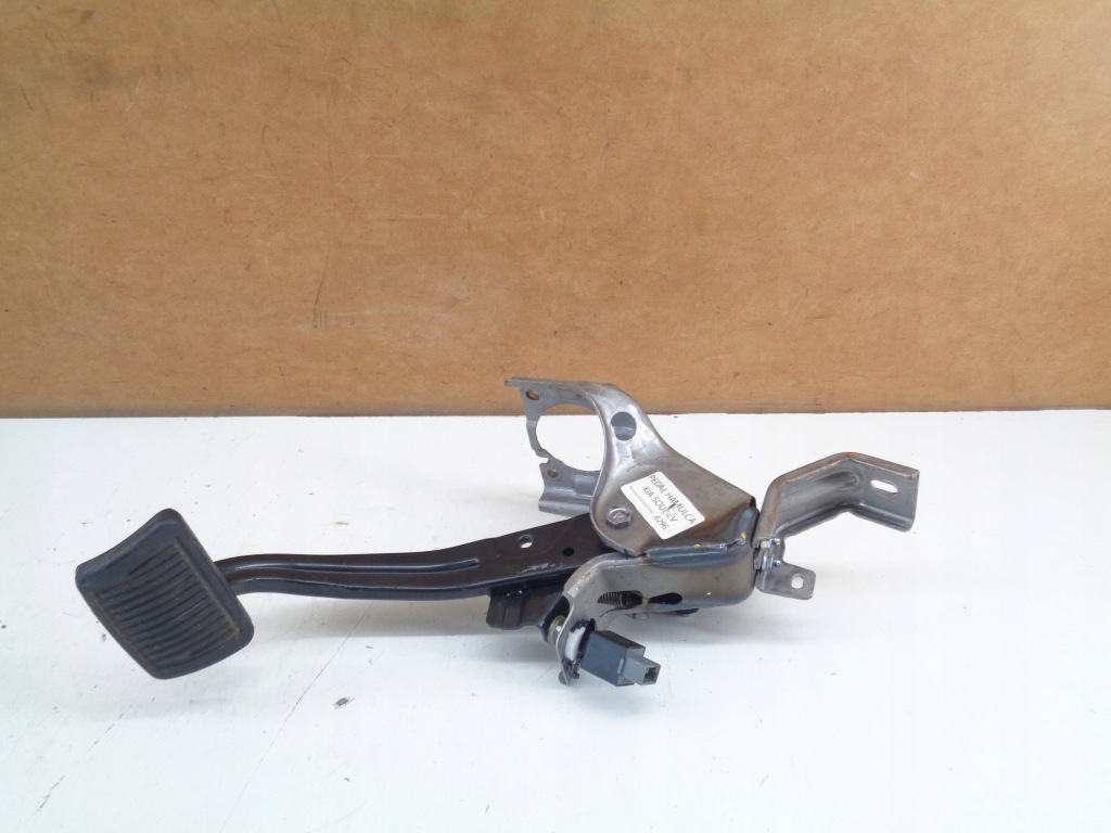 фото №1, Kia soul ii 14-17 педаль тормоза