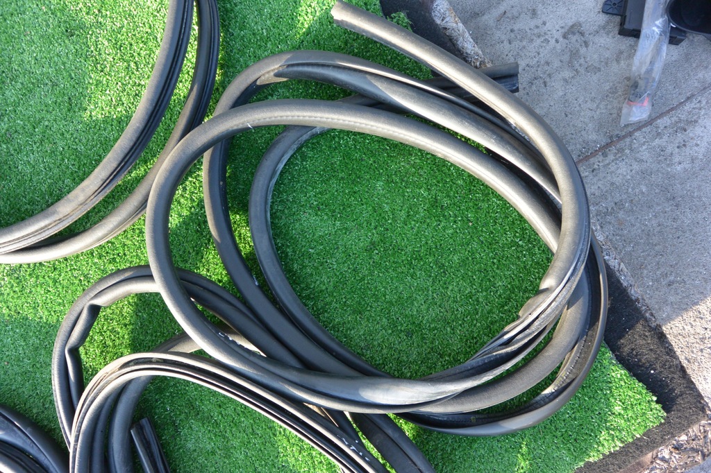 фото №6, Уплотнители дверь крышки dodge journey fiat freemont