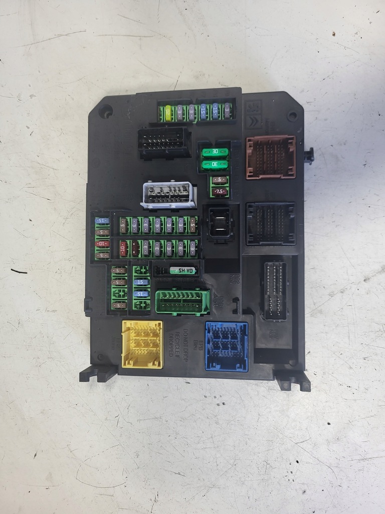 фото №1, Коробка предохранителей bsi peugeot 508 i 9806687980