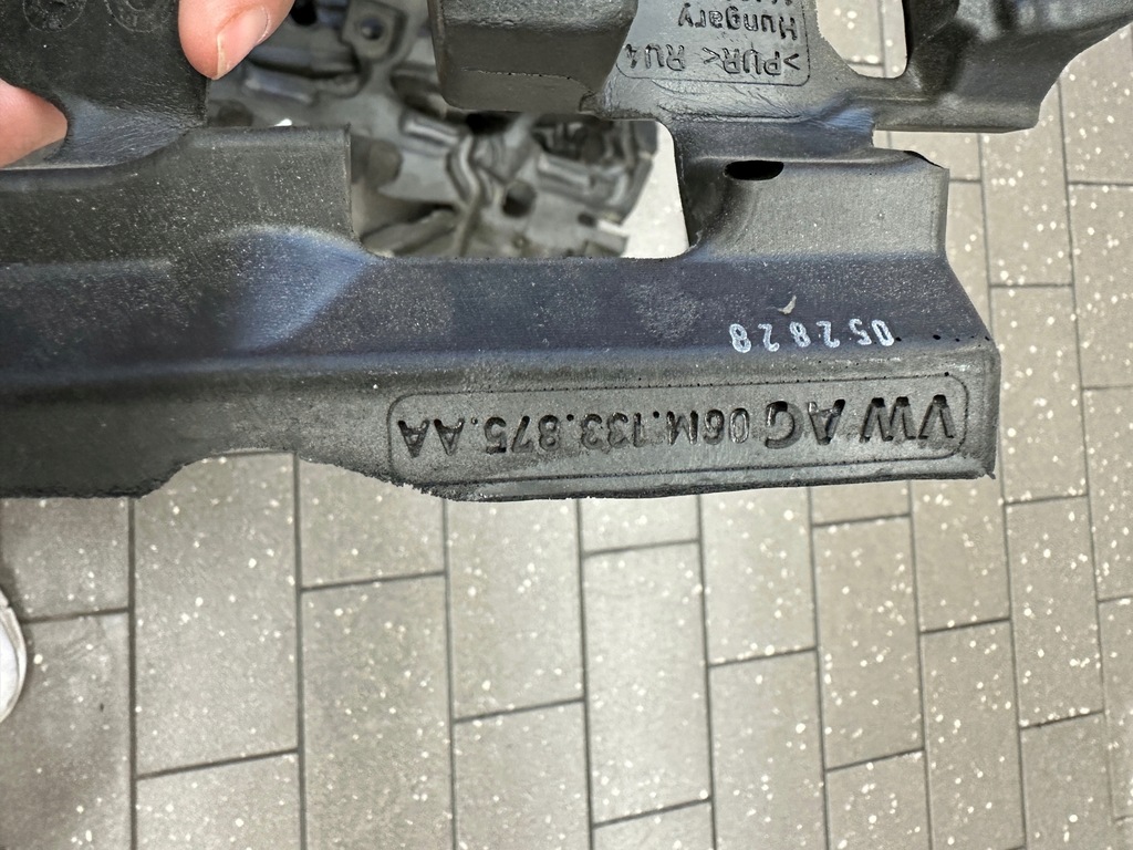 фото №7, Шумоізоляція двигуна porsche panamera 971 2.9 dgpa