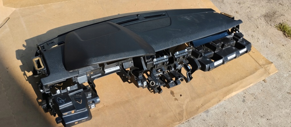 фото №1, Панель приладів приладова панель приладів консоль range rover velar l560 eu оригінал