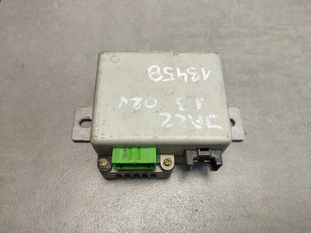 фото №1, Honda jazz модуль усилителя q1t19381m