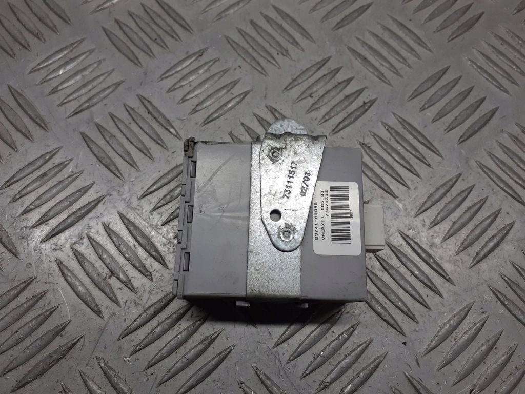 фото №1, Блок управления модуль замка центрального toyota corolla e12 89741-02090