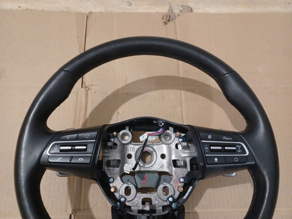 фото №4, Kia stinger повітропровід багатофункціональний пелюстки перемикання