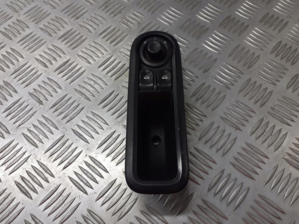 фото №1, Панель окон водителя renault clio iii 8200356515