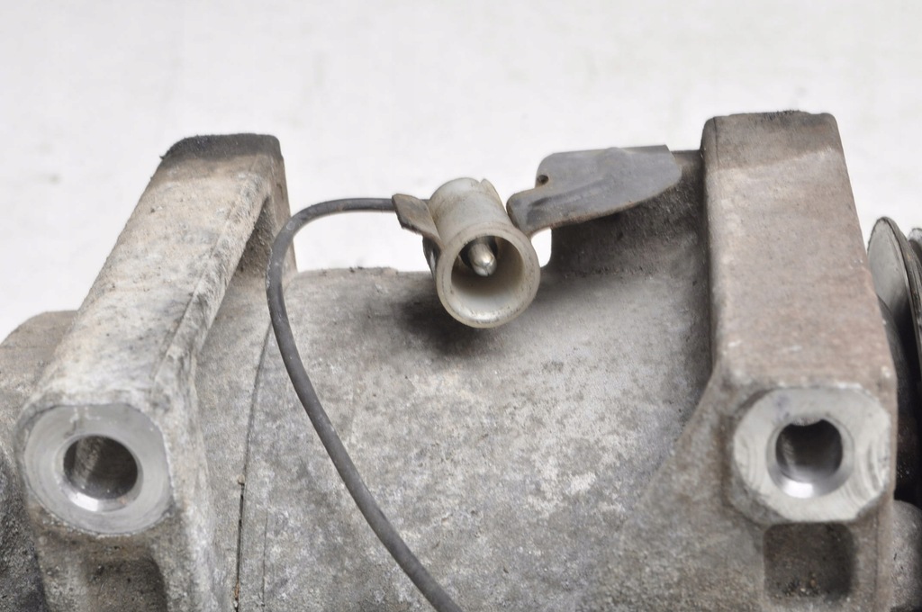 фото №6, Volvo s40 ii 2.4 20v 170km компрессор кондиционера 30780330 3m5h-19d629-mj