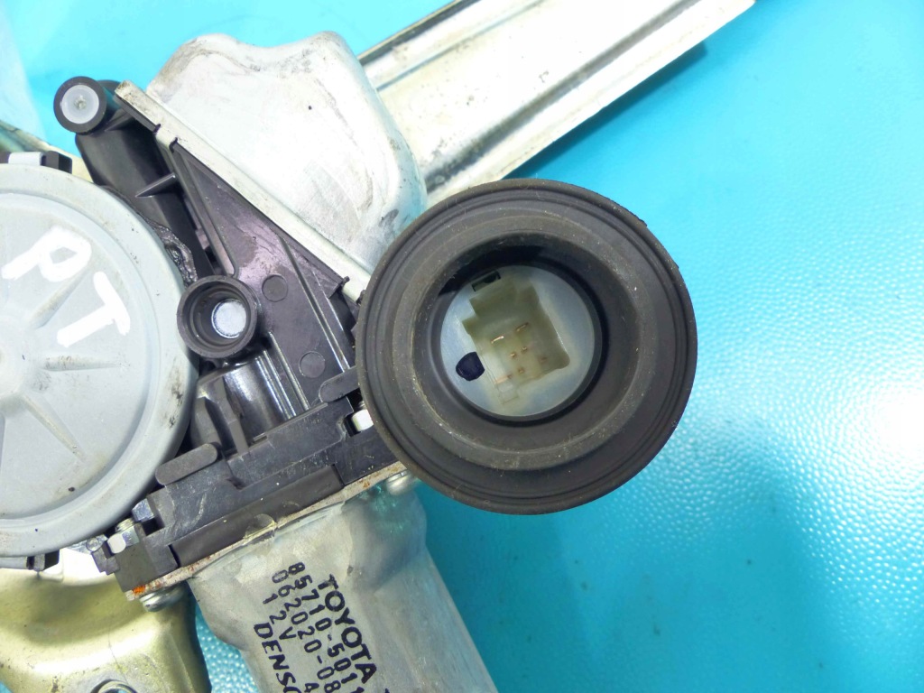 Підйомник задня правий lexus ls iv 06-12 85710-50110 Оригінал