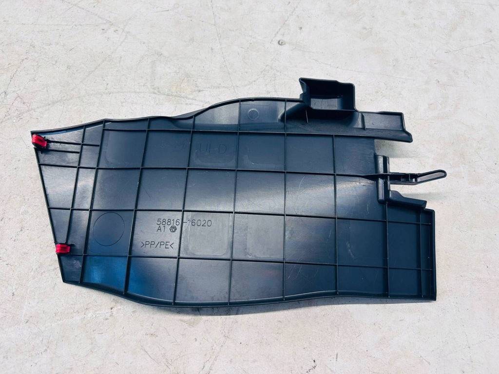 Corolla cross накладка бокове  тунель середнього ліва 58816-16020 Недорого