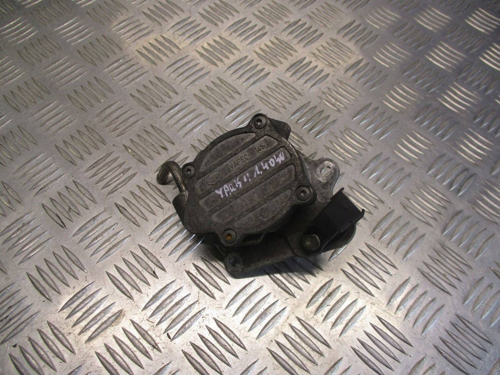 фото №1, Насос вакуум toyota yaris ii 1.4 d4d