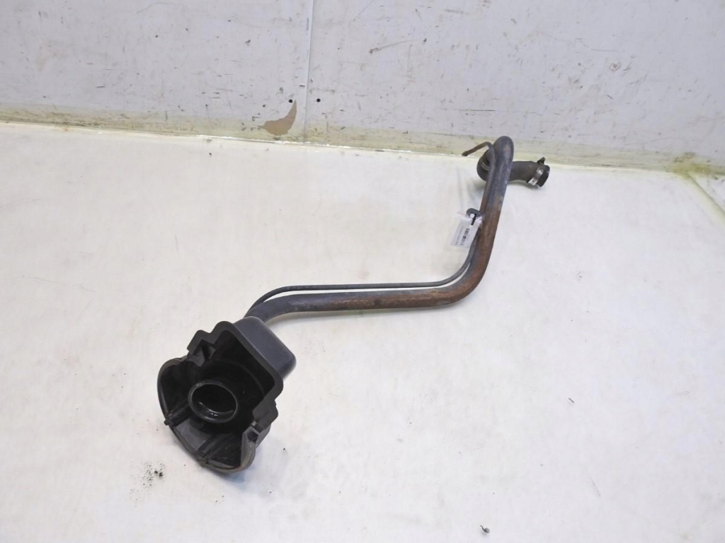 Труба заливная горловина топлива dodge caliber 2.0 crdi 05270226ae Киев