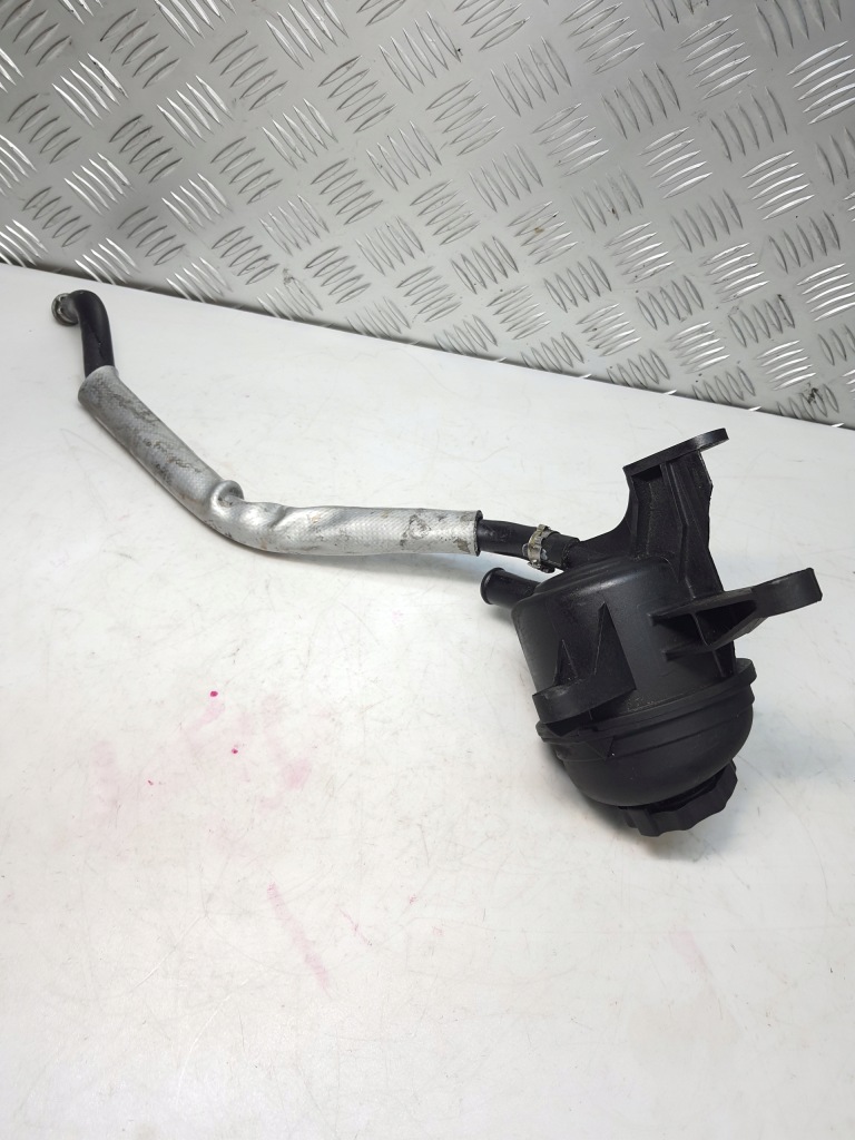 Бак бачок жидкость усилителя mercedes w203 w163 2.2 2034600083 Недорого