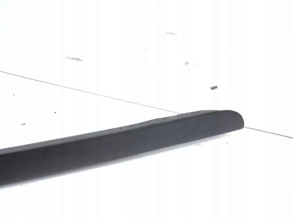 фото №7, Audi a4 s4 b8 8k 2009 правая сторона молдинг стекло лобовое / передней