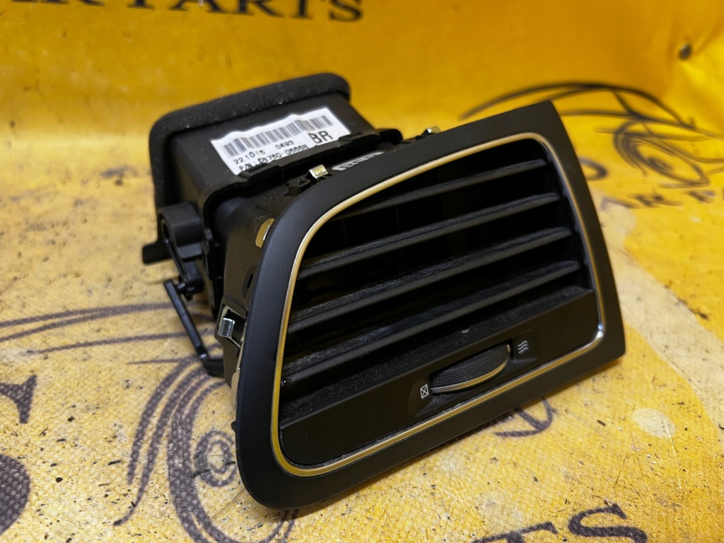 фото №2, Решітка обдув права renault megane iv hb