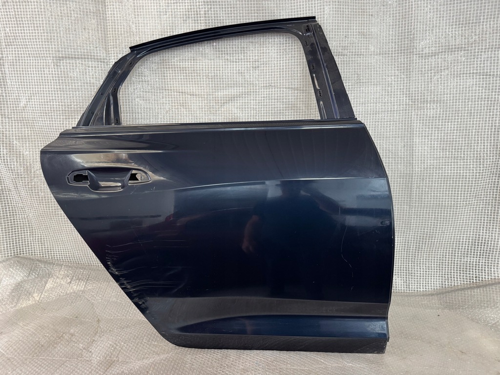 фото №1, Audi a6 c8 sedan правое задние дверь