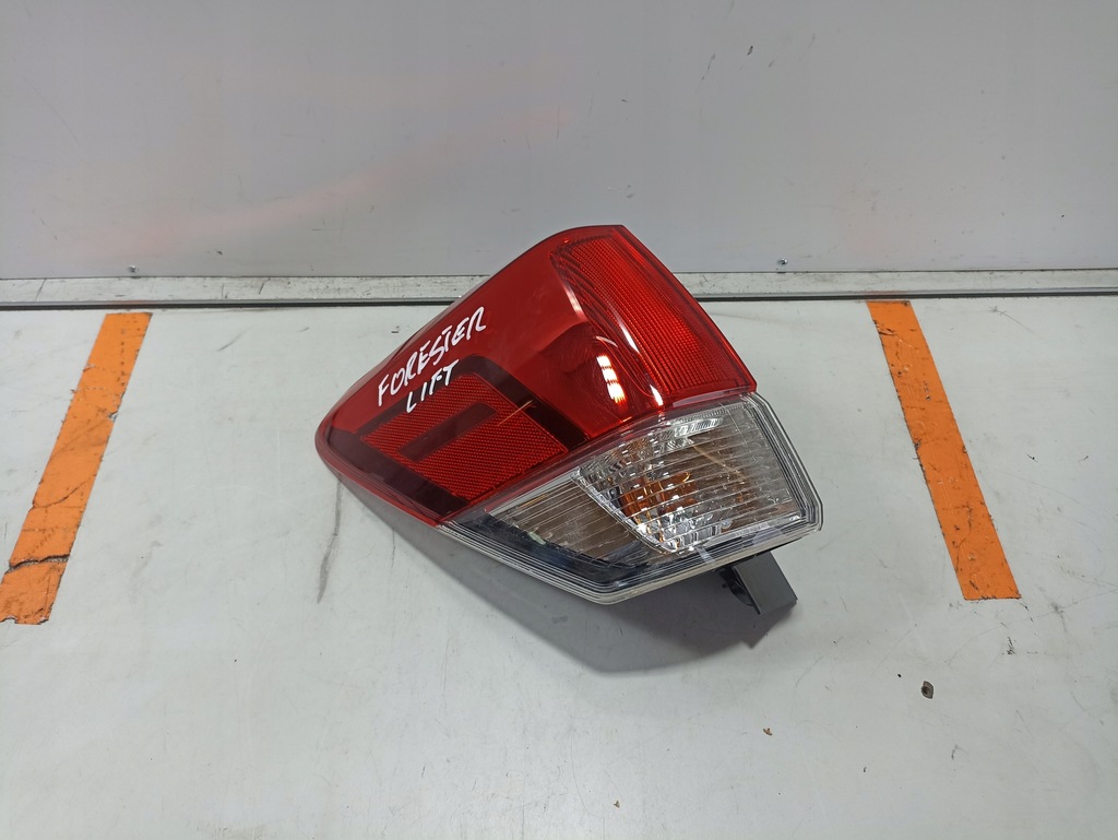 фото №1, Subaru forester v lift лампа левая задняя задняя