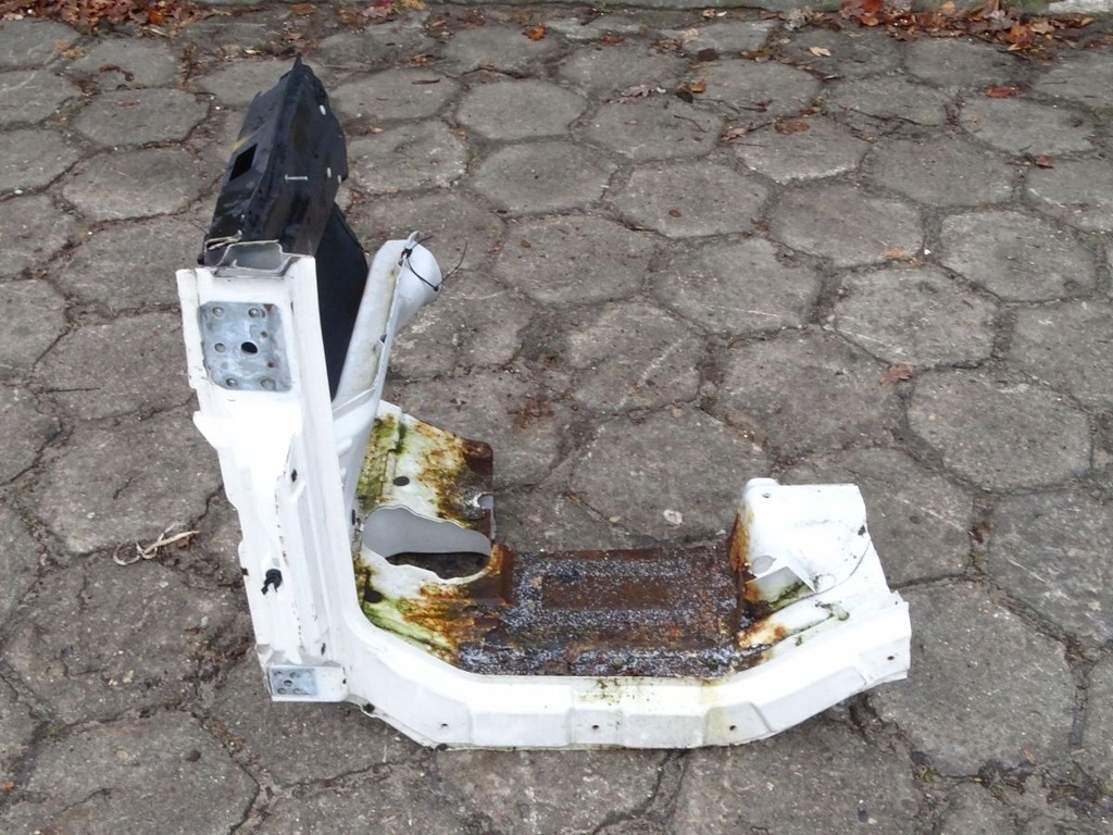 фото №2, Man tgl 05- e4 e5 чверть лівий перед поріг