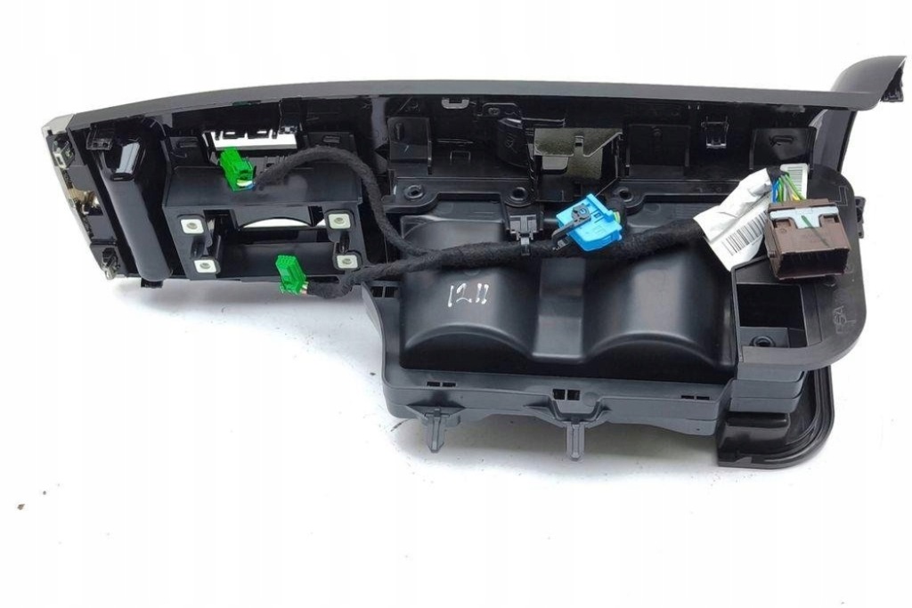 фото №9, Кронштейн na кружки citroën c4 iii ba_, bb_, bc_ 118807a0 electric 2024