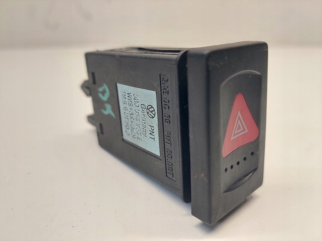 фото №1, Вимикач світла аварійних volkswagen passat b5 fl 3b0953235e