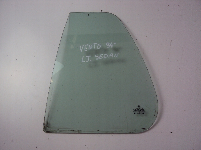 фото №2, Стекло дверь левый задняя vw vento 1994 rok