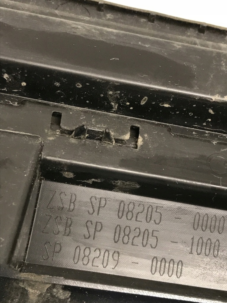 фото №11, Молдинг na дверь левая перед audi e-tron etron 4ke