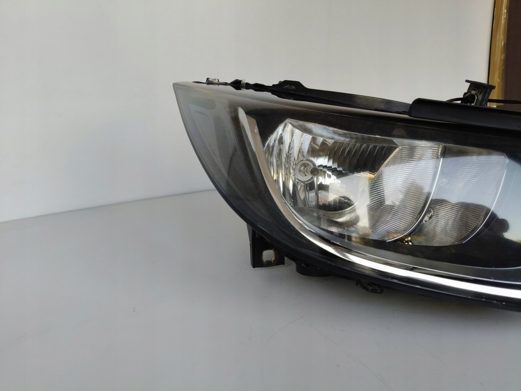 Лампа правая фара bmw i3 13- led Цена