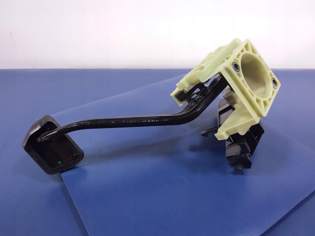 фото №6, Bmw x6 f16 f15 e70 педаль тормоза 6791900