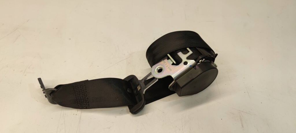 фото №1, Pas безпеки лівий правий audi a3 8v 8v3857805