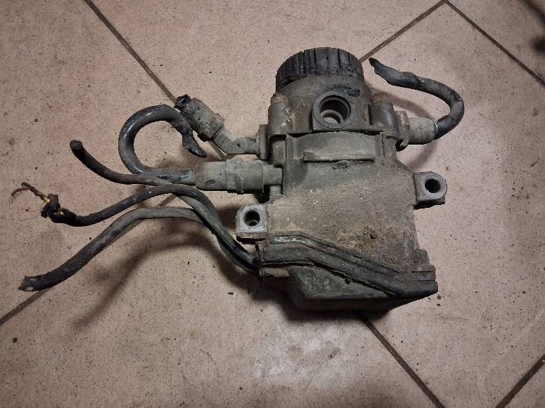 фото №1, Клапан scania r 124 420 0486203025