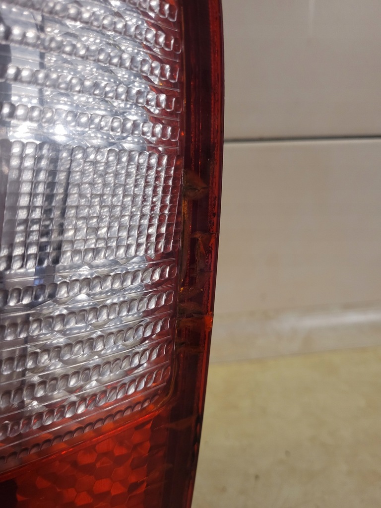 фото №7, Лампа правая задняя skoda fabia 1 i хэтчбек